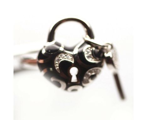 A 925 silver heart lock and key enamelled ring set with white stones, (N.5).