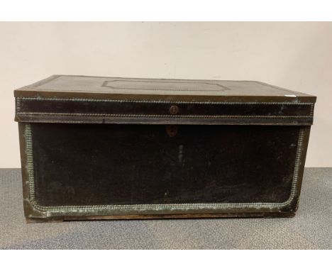 A large brass mounted travelling trunk, 106 x 53 x 50cm.
