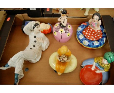 Mixed lot of trinket jars and figurines to include a Rosenthal porcelain figure of a clown Condition Report / Extra Informati