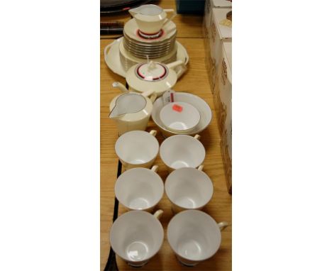 A Noritake Art Deco style six place setting tea service