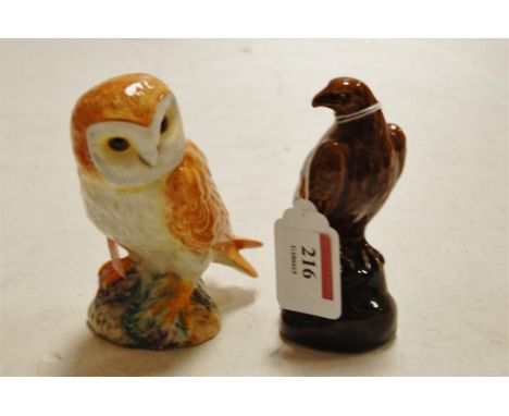 A Beswick owl No. 2026, and a Beswick eagle for Beneagles Scotch Whisky (2)