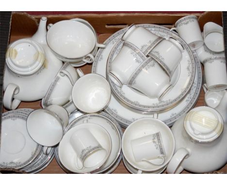 A Royal Doulton part tea and dinner service in the York pattern H5100