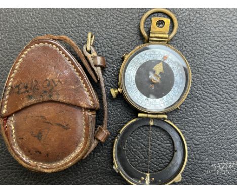 1918 military compass No 121893 1918 with original leather case 