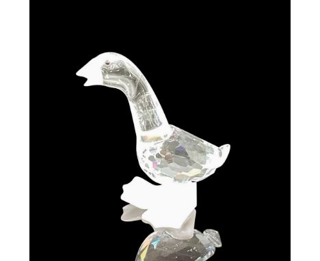 Part of the Barnyard Friends collection. Figural with black inset crystal eyes has smooth crystal head and neck with faceted 