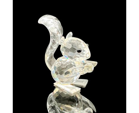 Crystal squirrel was part of the Woodland Friends collection. The squirrel is made from clear crystal and has black eyes. Ite