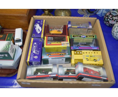 BOX CONTAINING SMALL TOY CARS INCLUDING CORGI ETC