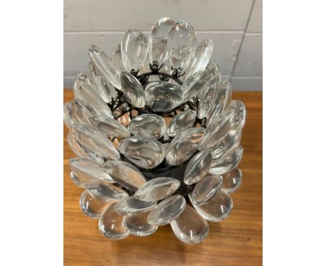 A glass cluster lamp 