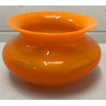 Hand blown vintage orange glass vase in the manner of Erik Hoglund for Boda (H7cm)