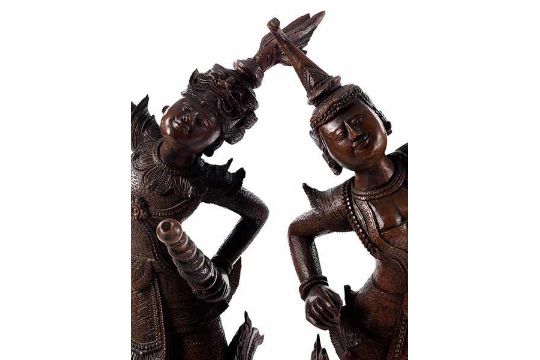 Paar Grosse Thailandische Figuren Hohe Maximal 97 Cm Thailand Jahrhundert Holz Geschnitzt