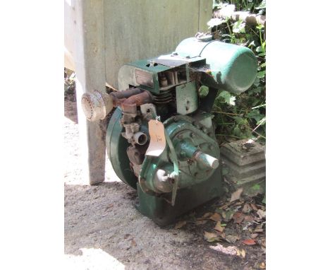 Vintage Petter air cooled stationary engine, type AII number 518281 - 750 rpm, (dry stored) 