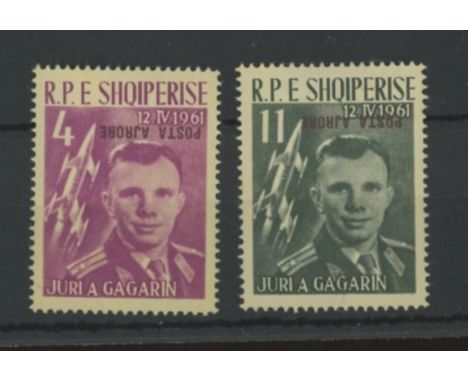 1962 World's First Manned Space Flight 4l &amp; 11l overprinted "POSTA AJRORE", both with overprint inverted. U/M, fine. (Cat