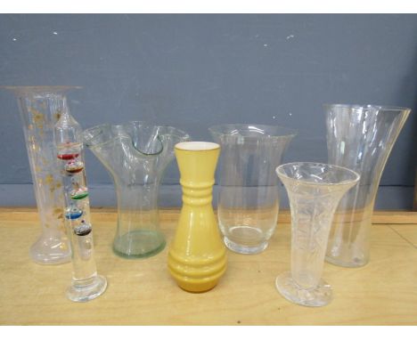 Assorted vases and thermometer&nbsp;