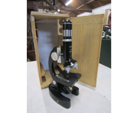Students microscope in box