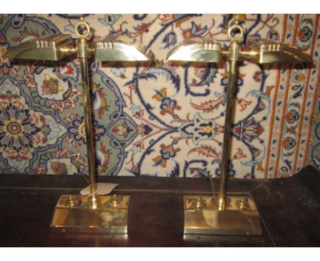 BESSELINK AND JONES DOUBLE ARROW HALOGEN BANKERS TABLE LAMPS, a pair, late 20th century, brass each 42cm H. (2)