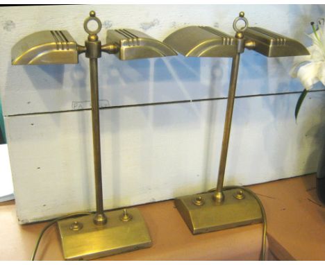 BESSELINK AND JONES DOUBLE ARROW HALOGEN BANKERS TABLE LAMPS, a pair, late 20th century, brass each 42cm H. (2)