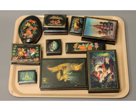 A group of ten Russian fedoskino lacquered trinket boxes 
