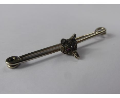 A 9 ct White Gold and Platinum Fox Mask Rose Cut Diamond and Ruby Bar Brooch, 20 - 25 pts rose cut dias, 2 x 1 mm cabs.