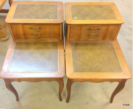 A pair of lamp tables with cabriole legs 