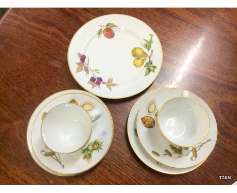 2 x Royal Worcester wild harvest trios and a cake plate