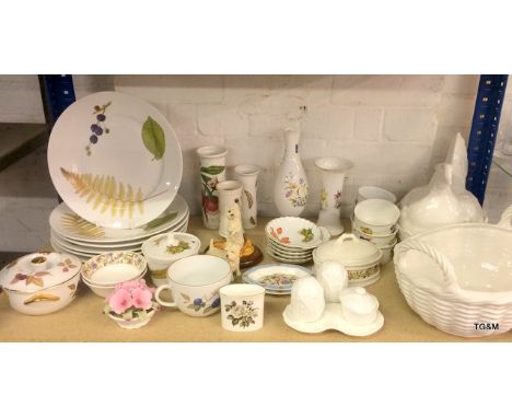 A quantity of Royal Worcester, Port Meirion and Aynsley (40)