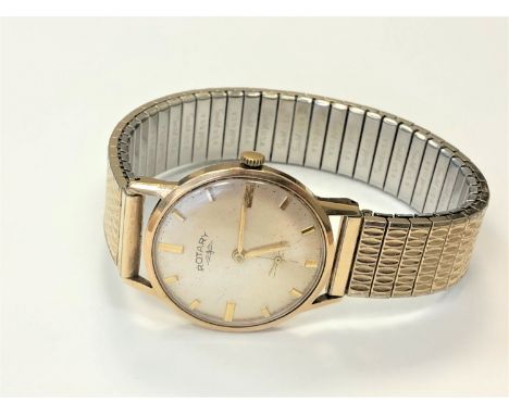 A gent's 9ct gold Rotary wristwatch on plated expanding bracelet 
