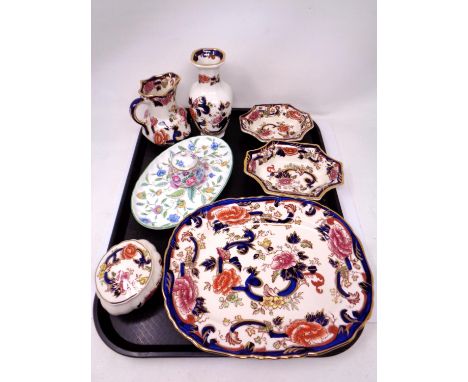 A tray containing ceramics including six pieces of Masons Mandalay including a trinket pot, plate, dishes and vases, Crown St