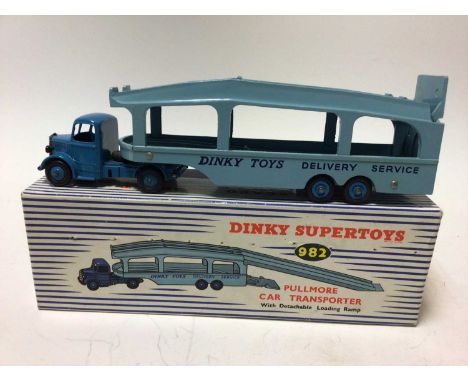 Dinky Supertoy Pullmore Car Transporter with detachable loading ramp No 982 in original box