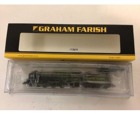 Graham Farish N gauge BR Doncaster lined green 4-6-2 Class A1 "Tornado" tender locomotive 60163, boxed 372-800