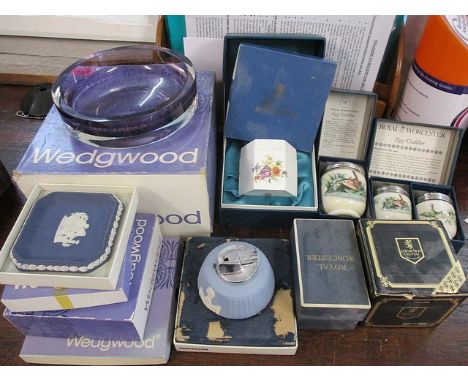 Boxed items to include a Ronson Wedgwood lighter