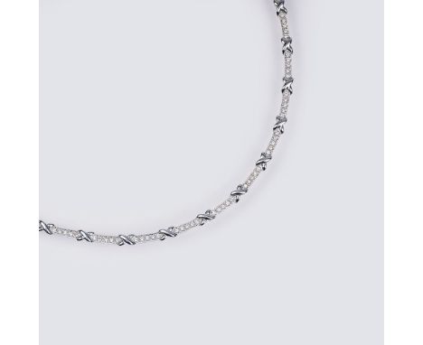   Brillant-Collier  18 kt. WG, gest. Schmaler Collier-Reif, umlaufend besetzt mit 159 Kleinstbrill. zus. ca. 1,60 ct. Weiß(H)
