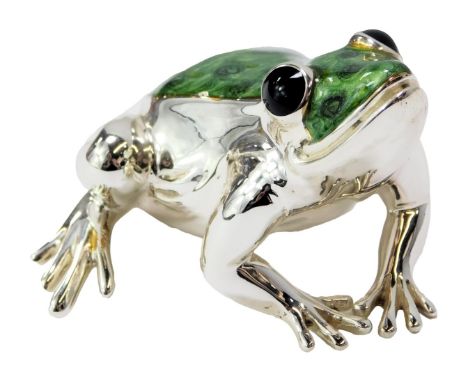 A silver and enamel figure modelled as a frog, stamped Italy 925, 5cm high. 