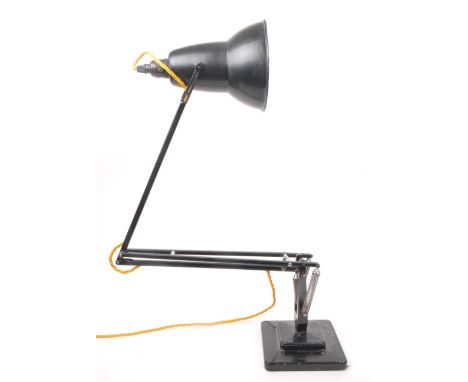 Herbert Terry - A mid 20th century Herbert Terry Model 1227 Anglepoise desk / side lamp. The lamp raised on a black painted s