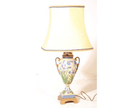 A large 20th Century circa 1920s / 1930s Chinese converted lidded china vase / urn into table lamp light. The vase having pal