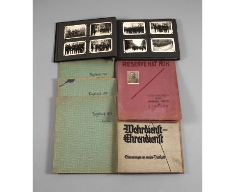 Konvolut Fotoalben 2. Weltkriegca. 150 Fotos, darunter Portrait- und Gruppenfotos, Grundausbildung, Leben im Felde, Marsch, K