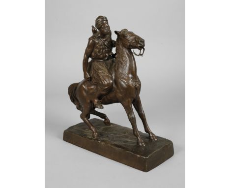 Marokkanischer Reiterdatiert 1901, auf der Plinthe undeutlich signiert, Gießerstempel R. Bellair &amp;amp; Co. deponirt Berli