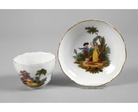 Meissen Tasse mit Untertasse Figurenmalereiunterglasurblaue Knaufschwertermarken 1860-1924, zweimal gestrichen, Prägenummern,