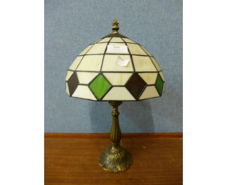 A Tiffany style table lamp 