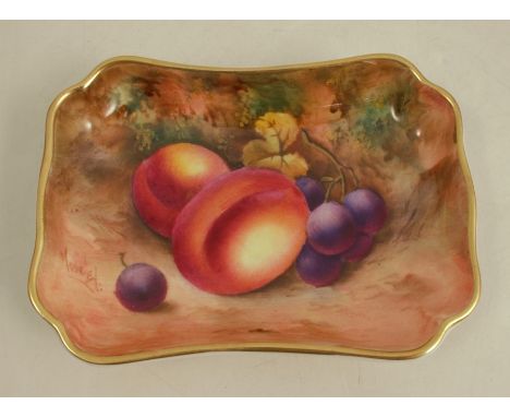 A Royal Worcester rectangular pin dish, decorated with hand painted fruit by Mosely, circa 1938, diameter 4.5insCondition Rep