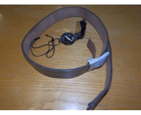 A WWII German belt – 'LW' and a compass – MK112650. (2)