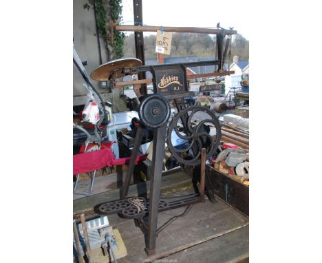 A Vintage fret saw. [ for restoration ]