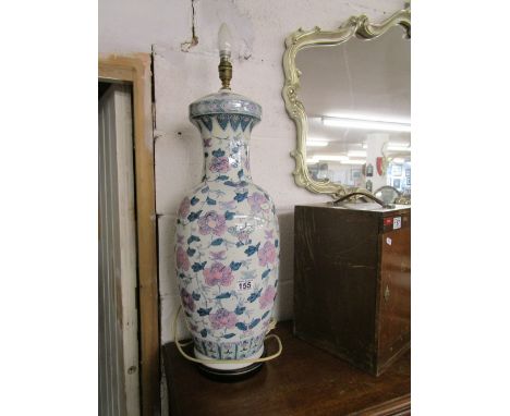 Large Oriental china table lamp