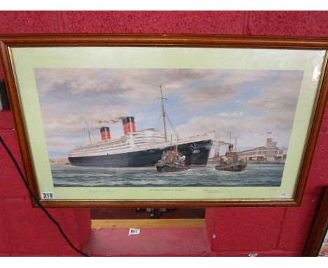 L/E print Queen Elizabeth at Southampton