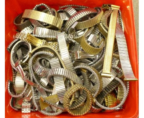Approximately 100 vintage watch bracelets