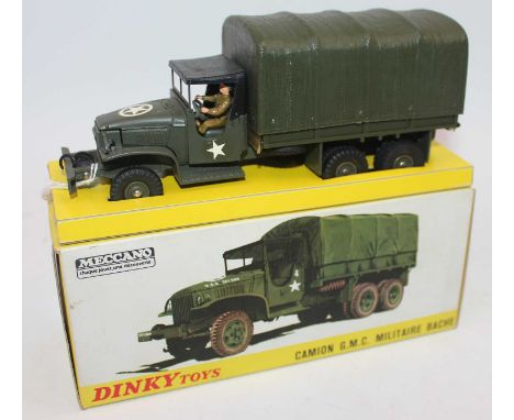 French Dinky Toys Camion 809 G.M.C. Militaire Bache. In olive green with U.S. Army livery and plastic tilt, complete with dri