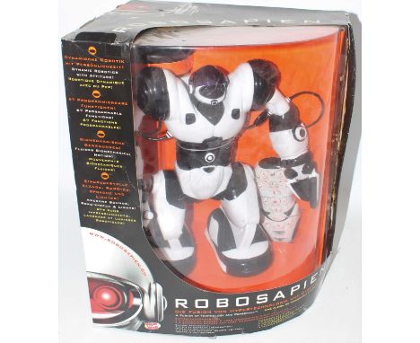 Wow Wee Products, Art.08081 Robosapien Robot, smaller version, un-opened in the original box 