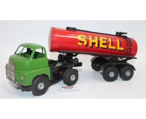 Triang Minic 3143 No.3 "Push-n-Go" Articulated Shell Tanker, large scale pressed steel model with mid-green cab and red "Shel