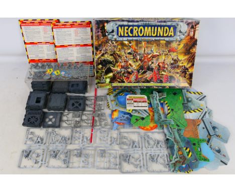 Warhammer - Games Workshop - Citadel - A boxed Warhammer 40,000 'Necromunda' Set. Lot contains a quantity of sprues, some of 