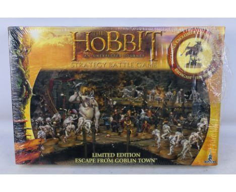 Warhammer - Games Workshop - Citadel - A boxed Limited Edition Warhammer 'The Hobbit - Escape From Goblin Town' boxed set. Th