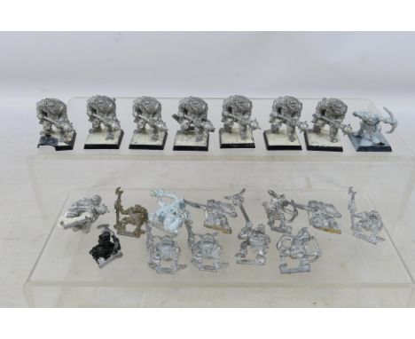 Warhammer - Citadel - Games Workshop - A group of 20 Warhammer Orcs, Goblin and Ogre metal predominately unpainted figures. L