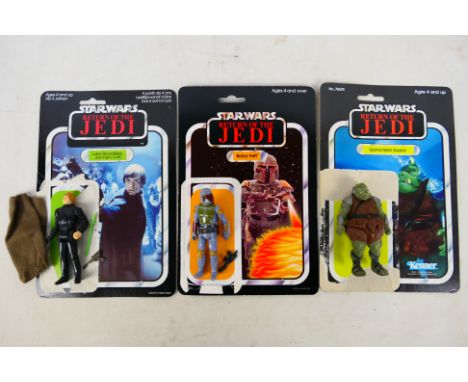 Kenner - 3 original Star Wars figures from 'Return of the Jedi'. Includes Luke Skywalker (Jedi Knight Outfit), Boba Fett and 